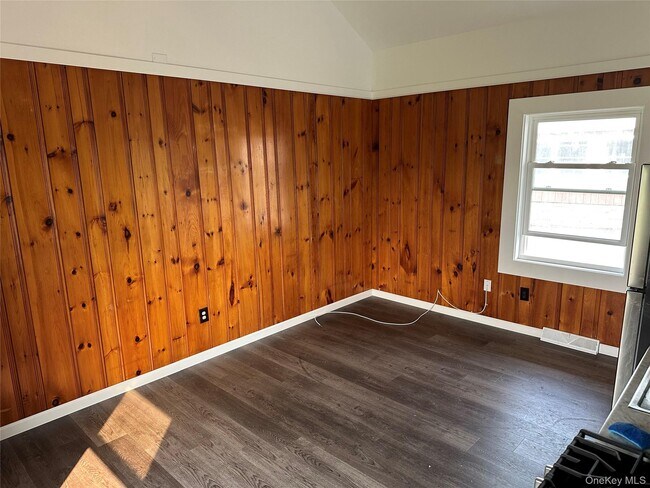 1853 NY-284 Unit 1845-3