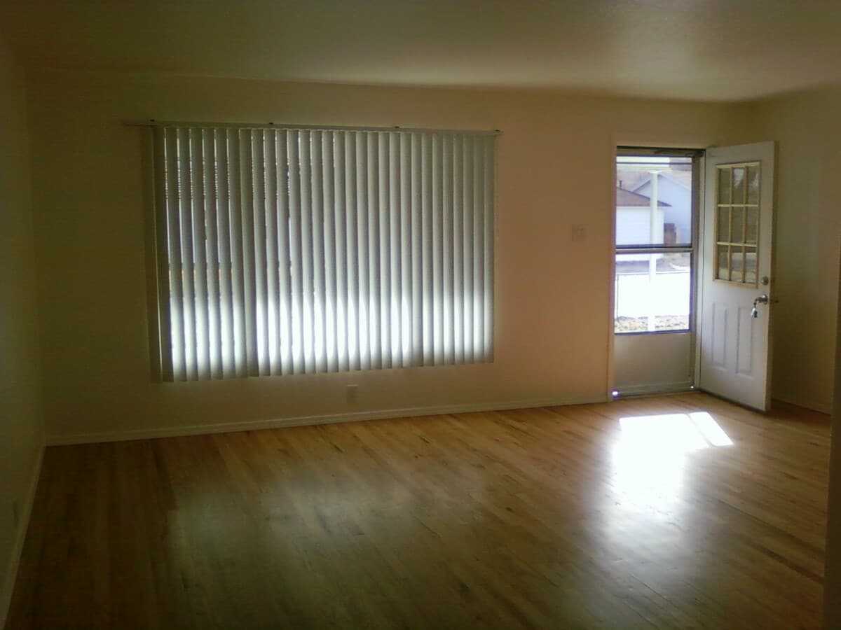 Photo - 298 Bath St Unidad Bath Duplex