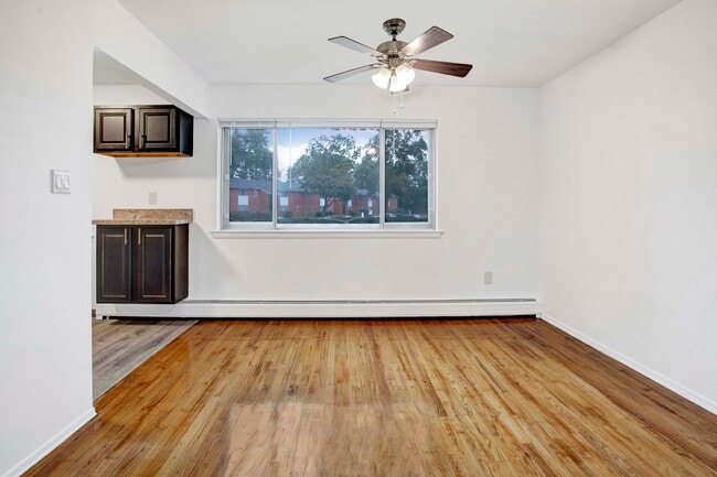 Photo - Laurel Run Village