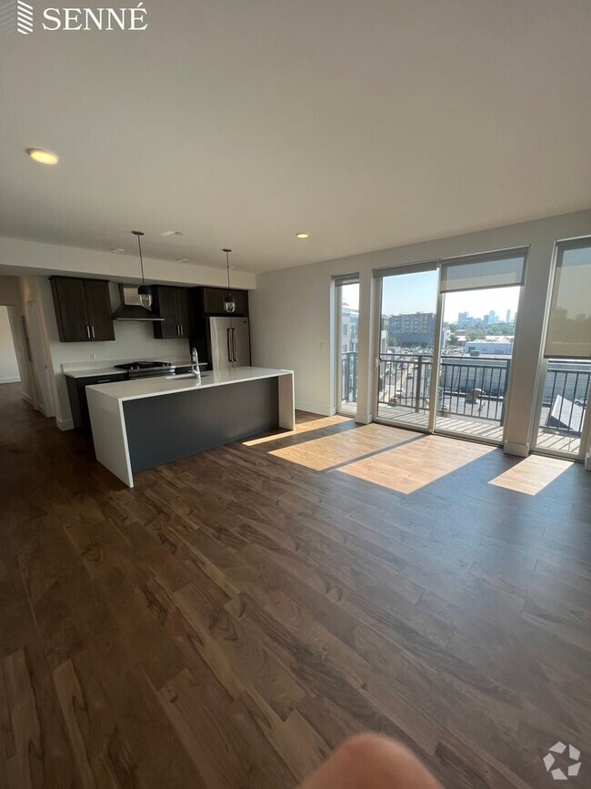 Building Photo - Luxury three bedroom two bathroom in Brighton Rental