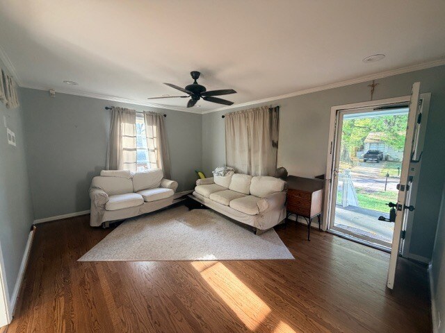 Photo - 400 Woodvale Ln