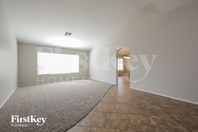 4117 W Park View Ln