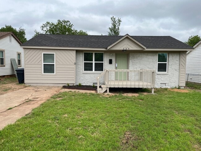 Building Photo - FULLY REMODELED 3 Bed Home in NW OKC