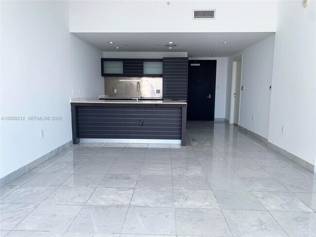 Photo - 200 S Biscayne Blvd Unidad 4412