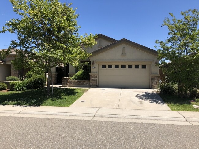 Photo - Highly Desired 4 Bedroom Empire Ranch Home!