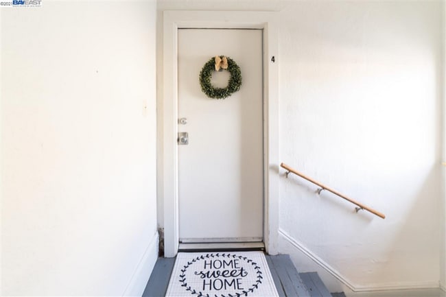 Photo - 3027 Filbert St Unit 3