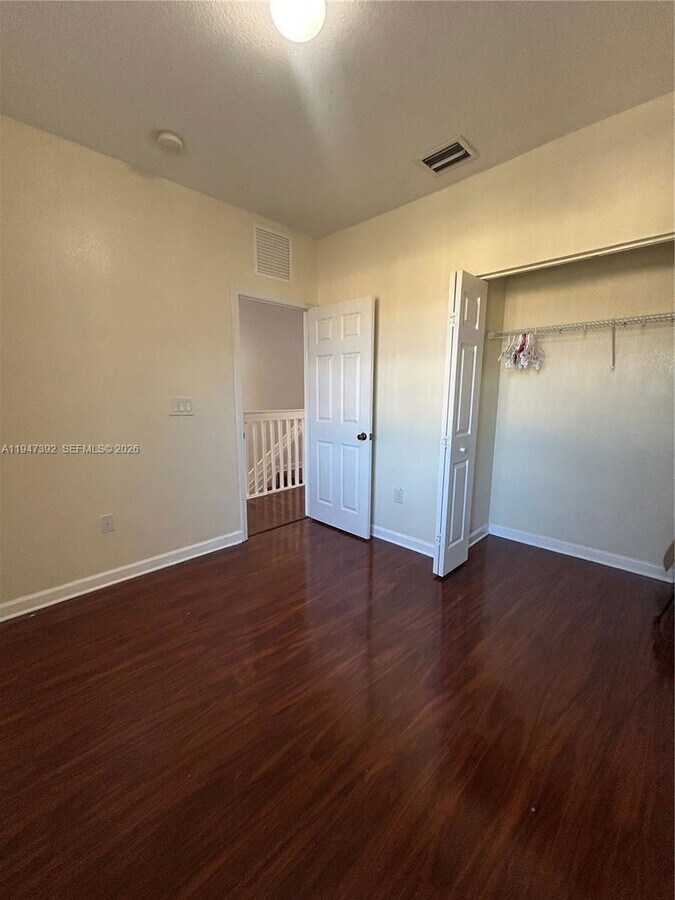 Photo - 1575 NE 33rd Ave