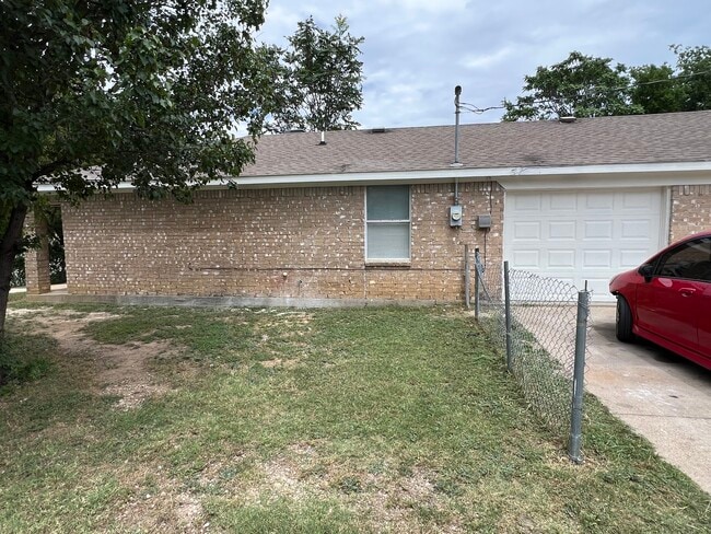Photo - 3500 E Rosedale St
