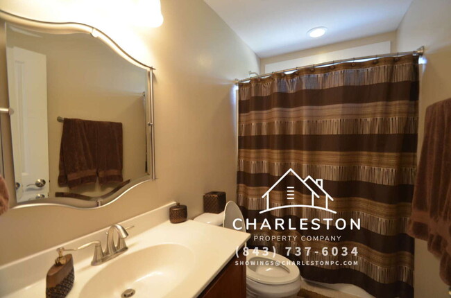 Photo - 1811 Luna Ct