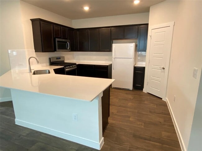 Photo - 14013 Neskar Dr