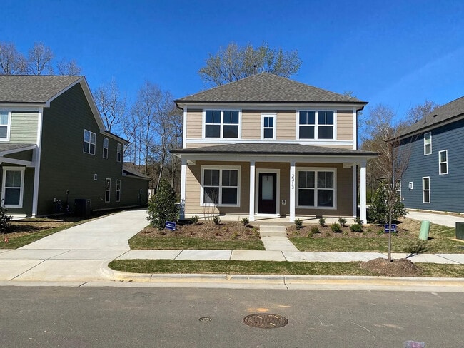 Photo - Room in House on Hedge Maple Dr
