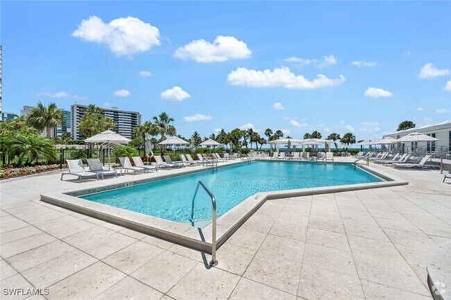 Building Photo - 4041 Gulf Shore Blvd N Unit 1608 Rental