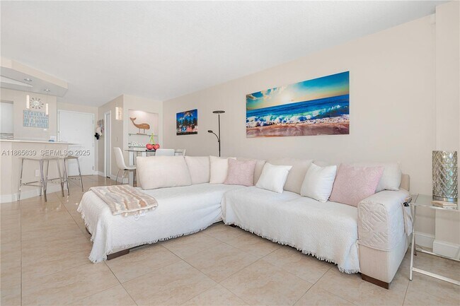 Photo - 6917 Collins Ave Unit 511