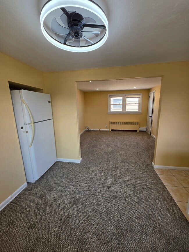 Photo - 889 First Ave Unit 2nd Floor 2 Bedroom Apartment