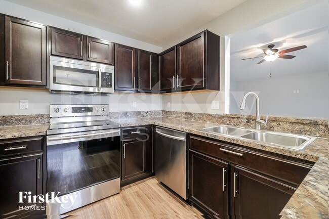 Photo - 234 Cattail Wy