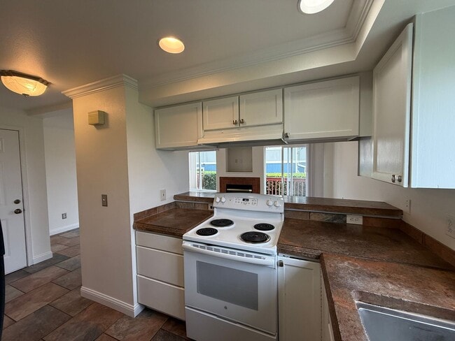 Photo - 2 Bed 1.5 Bath Corner Unit Townhome
