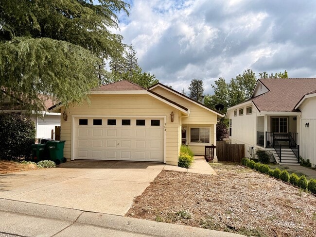 Building Photo - Beautiful 2 Bedroom 2 Bathroom House in Morgan Ranch