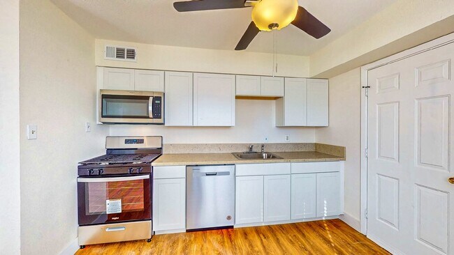 Photo - 1304 Rexford Pl