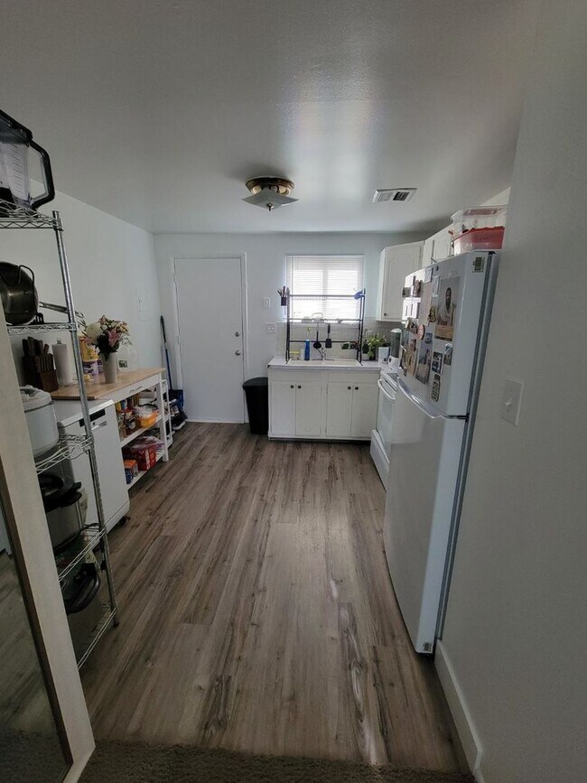 Photo - 2 Bedroom 1 Bath Orem Apartment Unidad 1444