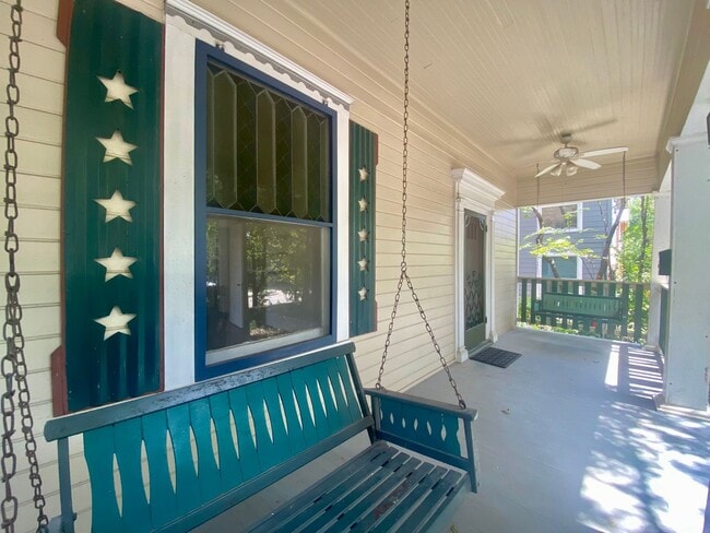 Photo - Charming 2/1 in Hyde Park- 4518 Depew!