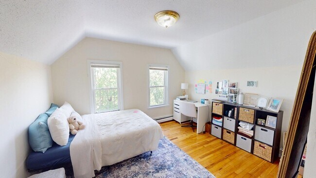 Photo - 215 Parsons St
