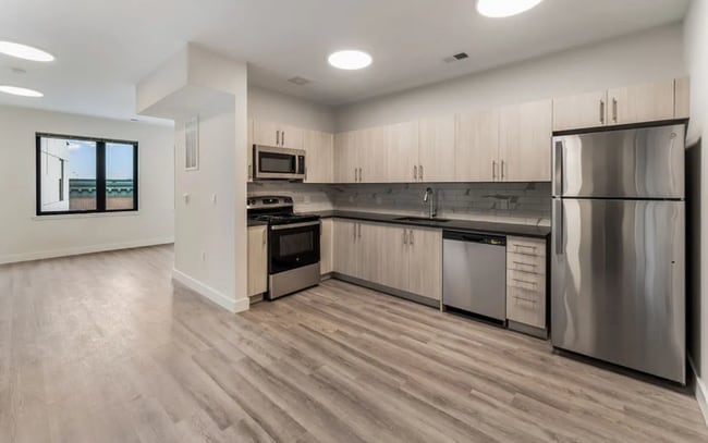 Photo - 72 S Essex Ave