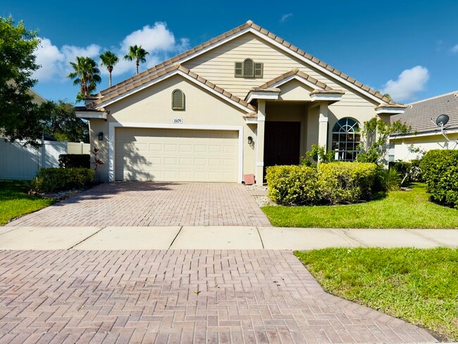 Building Photo - 11479 SW Glengarry Ct Rental