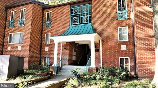Photo - 11818 Breton Ct Apartment Unit 1A