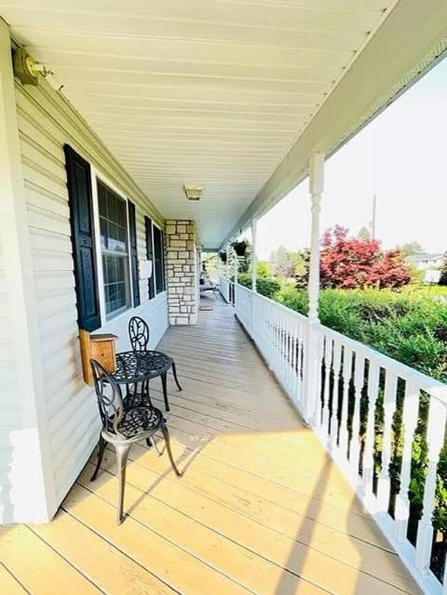 Photo - 110 Overlook Ln