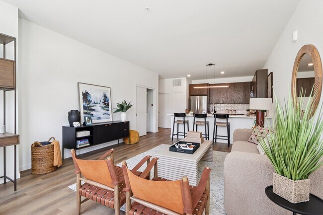 B2: 2BR, 2BA - 828SF - Living Spacea