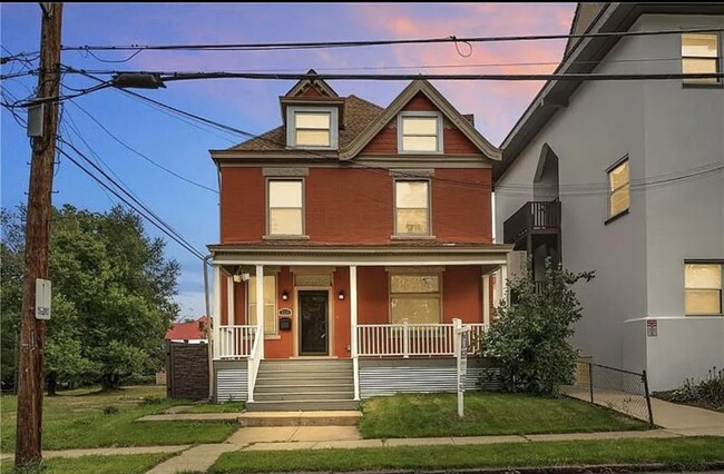 Photo - 310 N Linden Ave