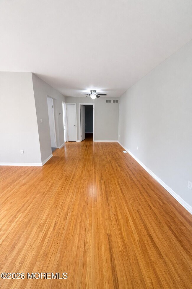 Photo - 18 Ginger Ct