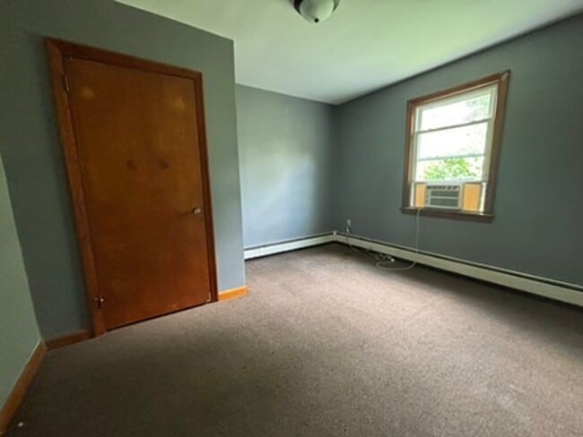 Photo - 2 Bed | 1 Bath | Value Rental Unit Willey St - B