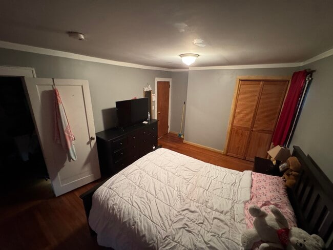 Photo - 8906 Tonnelle Ave