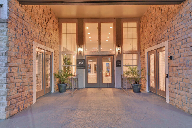 Building Photo - Creekstone Rental