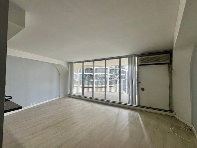 Photo - 300 N State St Unit 2125