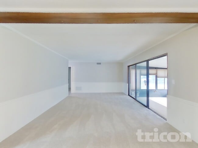 Photo - 8588 Lamanto Ave N