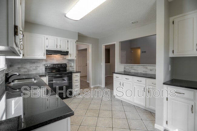 Photo - 16317 E 28th St S