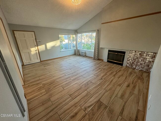 Photo - 2047 Belmar Ct N