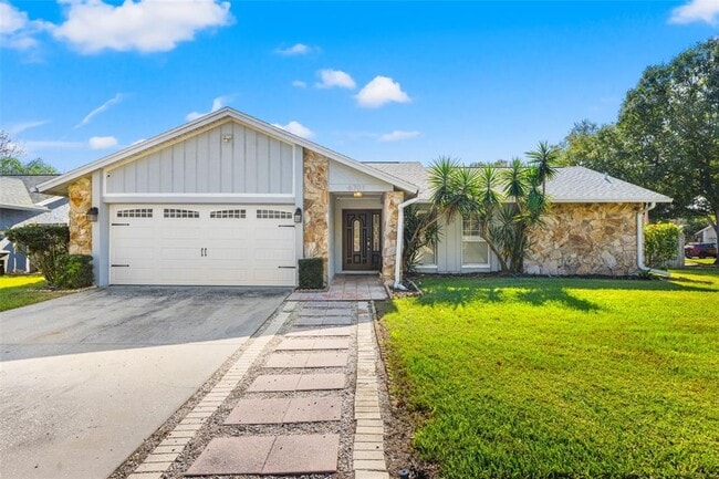 6701 Leeward Isle Way