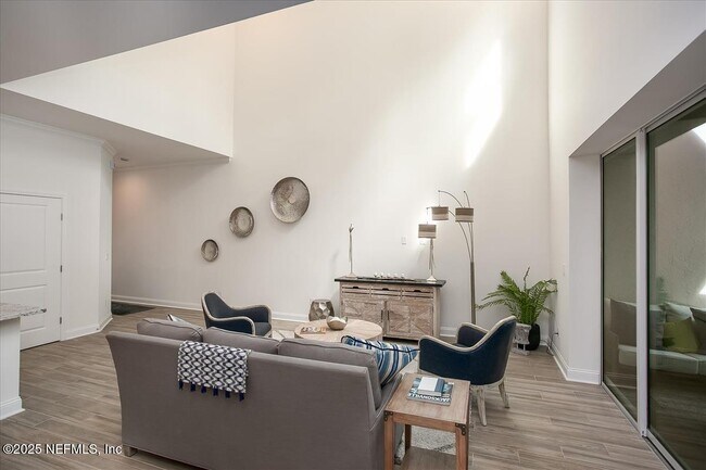 Photo - 109 Rimini Ct