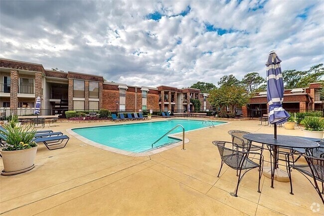 Building Photo - 7575 Katy Fwy Unit 115 Rental