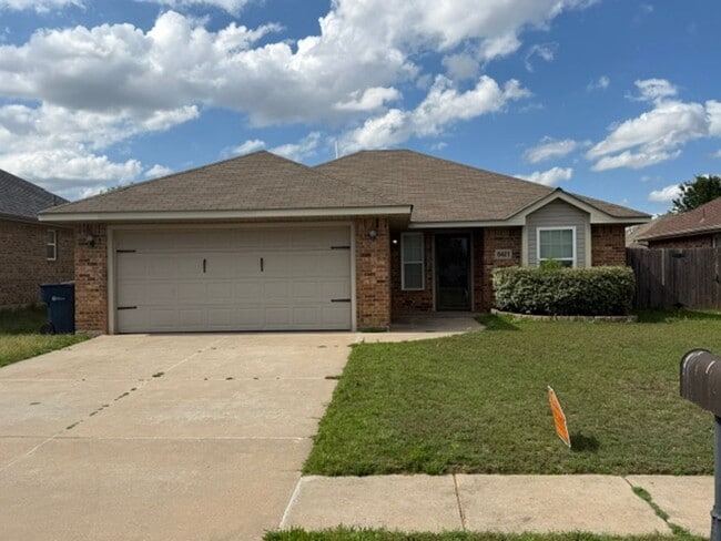 Building Photo - Adorable OKC home with 3 bed, 2 bath, 2 car garage in Mustang Schools!