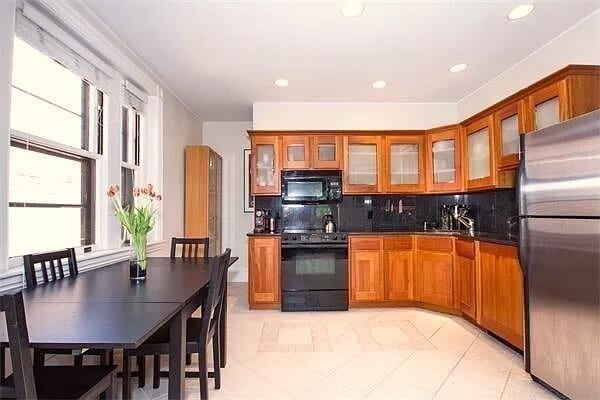 Photo - 119 Park St Apartment Unit #7