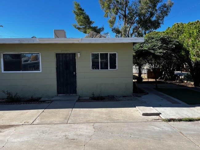 Photo - 38906 Rambler Ave