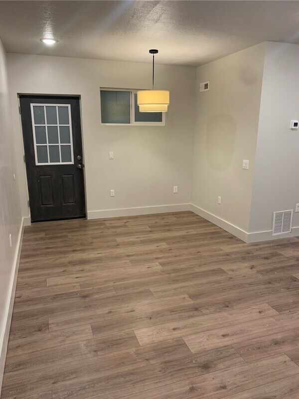 Photo - 154 W 800 S
