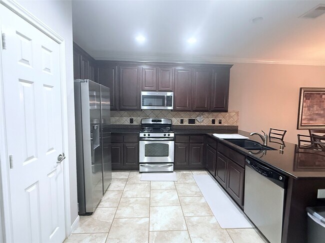 Building Photo - 27 Umbria Ln