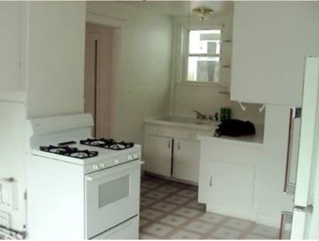 13 Becket St Unit 2
