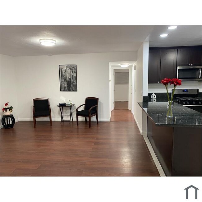 Photo - 841 40th St Unit 841