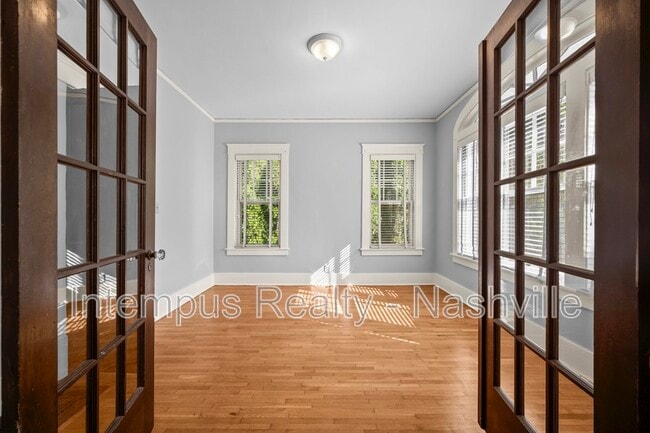 Photo - 1508 Gale Ln